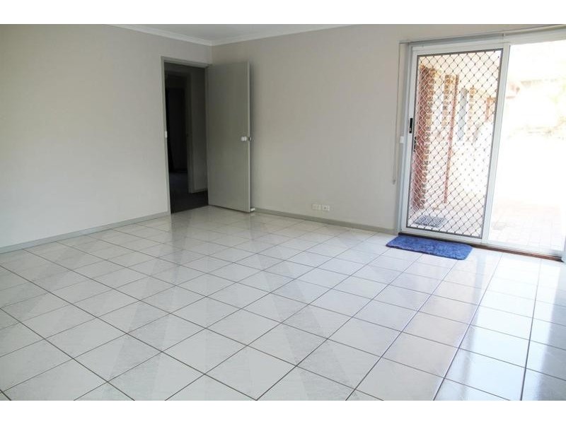 1 Northbrook St, Sinnamon Park QLD 4073