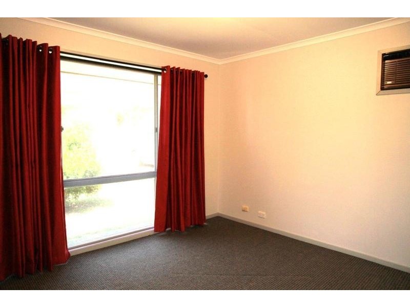 1 Northbrook St, Sinnamon Park QLD 4073