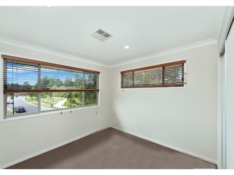 2 Lyrebird Crescent, Upper Kedron QLD 4055