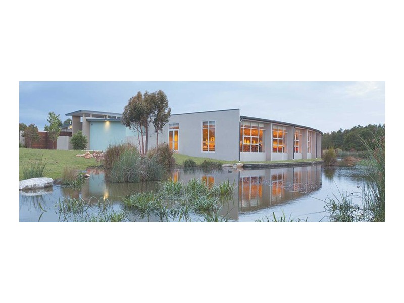 222/36 Racecourse Road, Pakenham VIC 3810