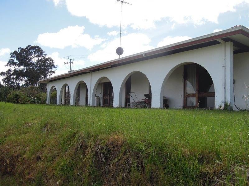 66 West Terrace, Kalamunda WA 6076