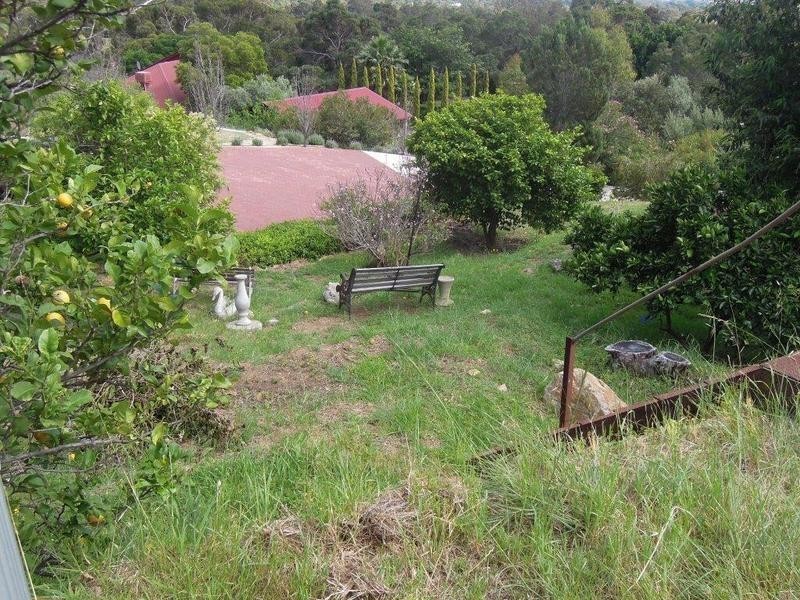 66 West Terrace, Kalamunda WA 6076