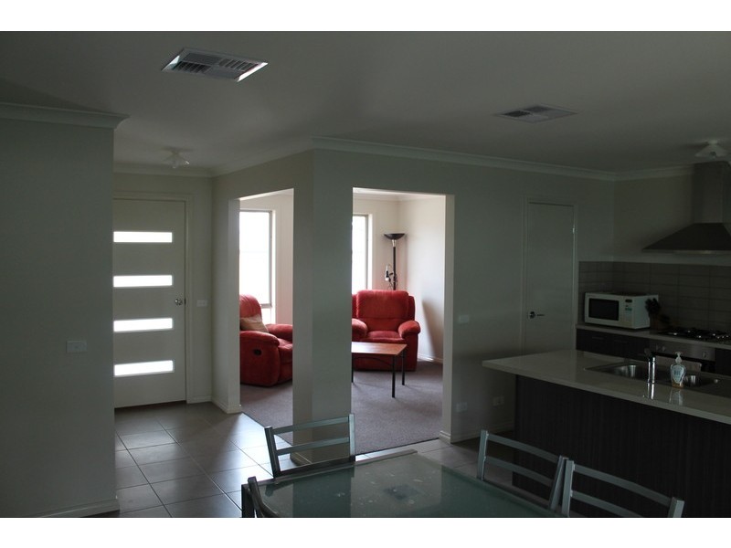 6 Colombera Circuit, Wodonga VIC 3690