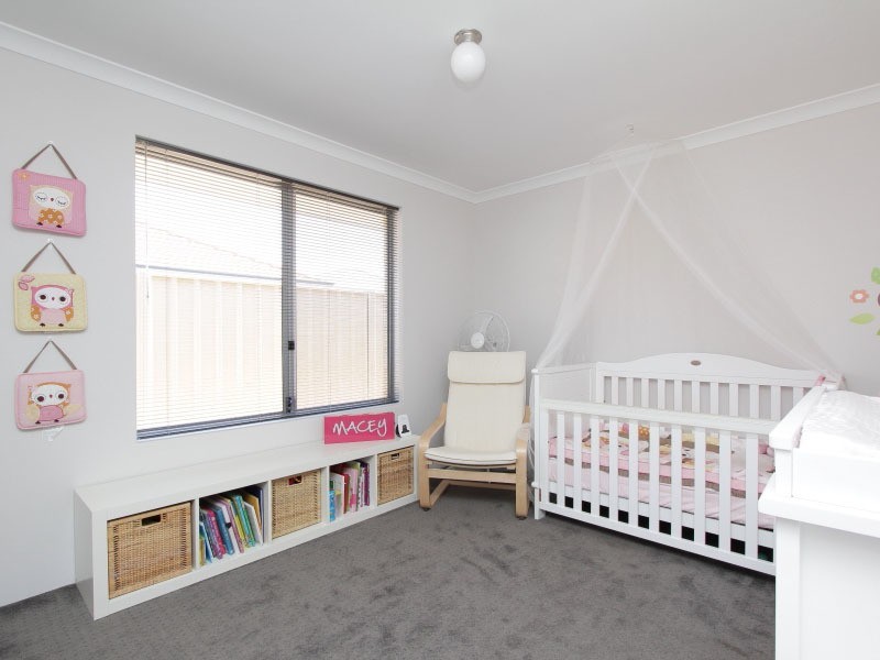 9 Treemartin Place, East Cannington WA 6107