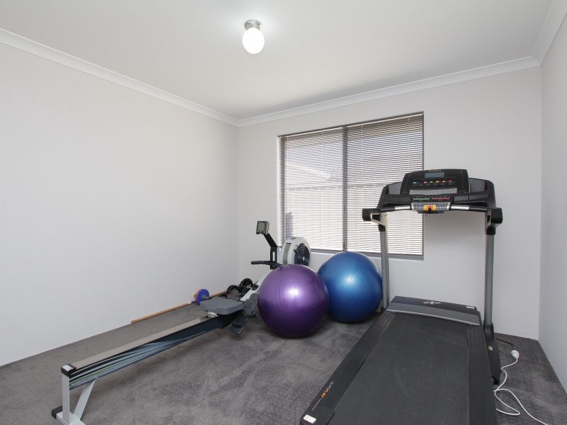 9 Treemartin Place, East Cannington WA 6107