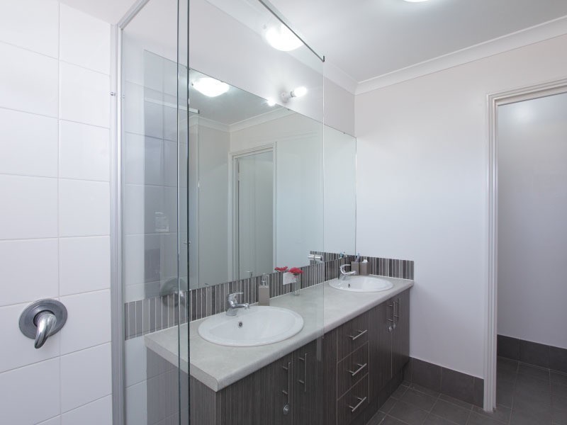 9 Treemartin Place, East Cannington WA 6107