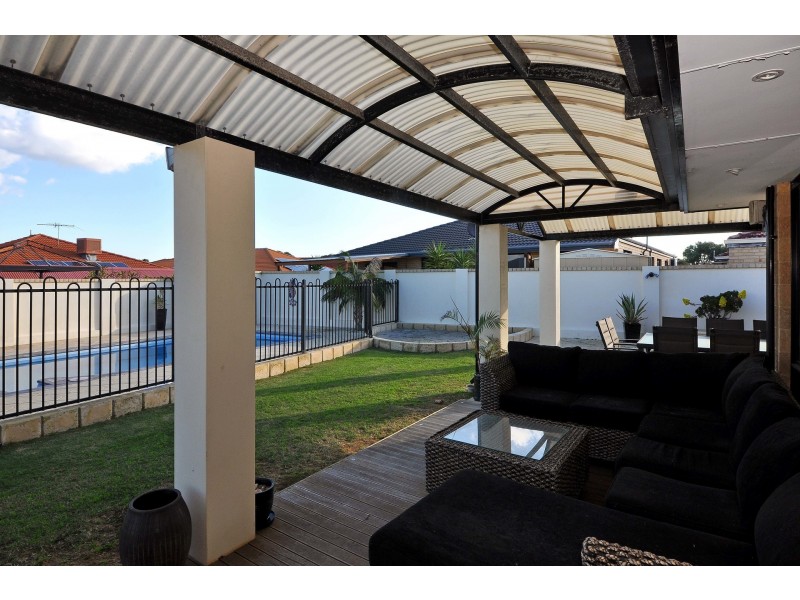 71 Cristobal Cresent, Mindarie WA 6030