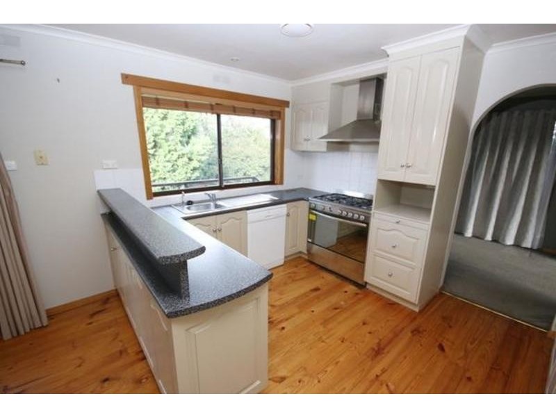 56  Lake Street,, Wendouree VIC 3355