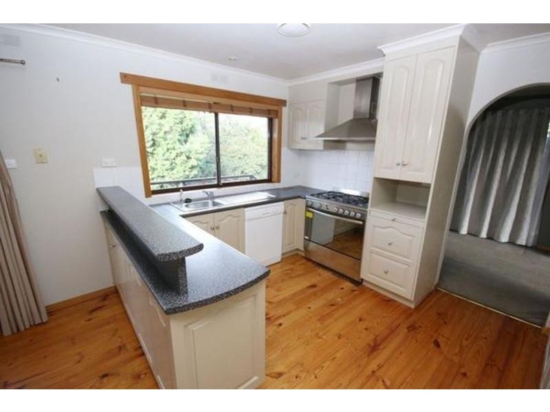 56  Lake Street,, Wendouree VIC 3355