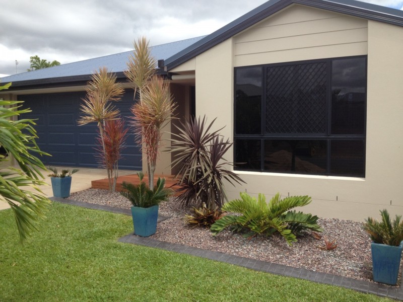 8 Lance Street, Bucasia QLD 4750