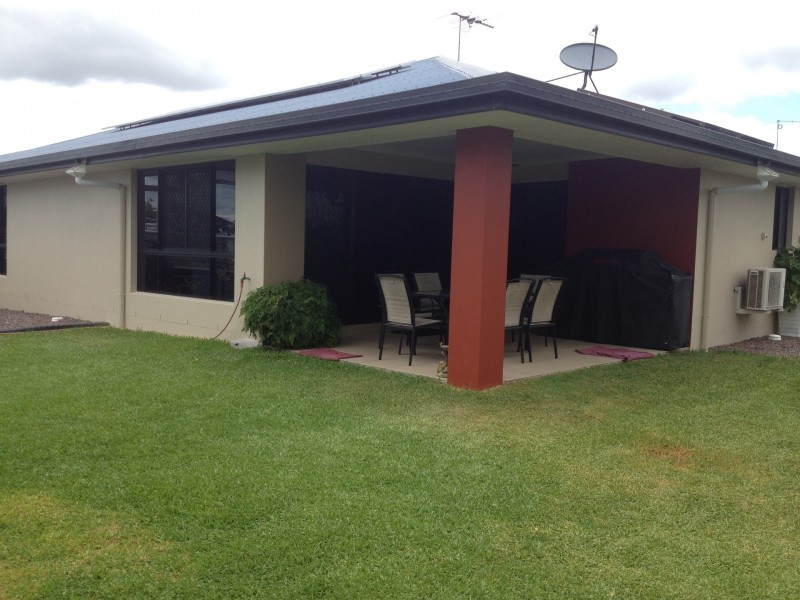 8 Lance Street, Bucasia QLD 4750