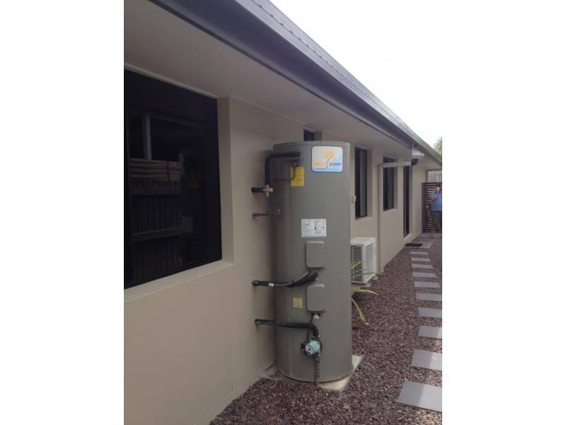 8 Lance Street, Bucasia QLD 4750