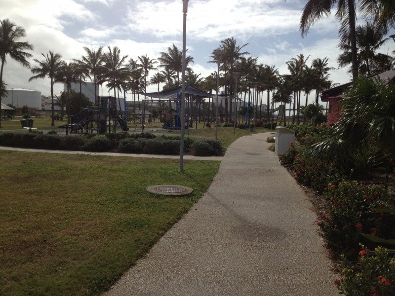 13/11 Megan Place, Mackay Harbour QLD 4740