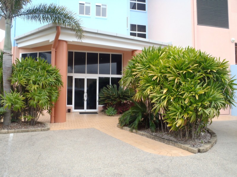 13/11 Megan Place, Mackay Harbour QLD 4740