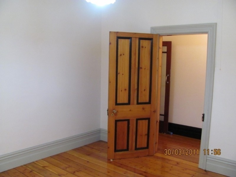 36 Young Avenue, West Hindmarsh SA 5007