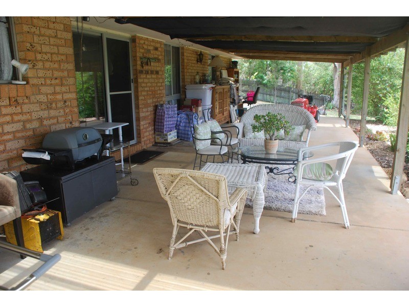 1706 Tamborine-Oxenford Rd, Eagle Heights QLD 4271