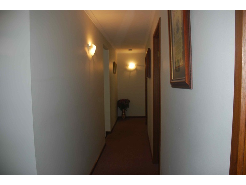 1706 Tamborine-Oxenford Rd, Eagle Heights QLD 4271