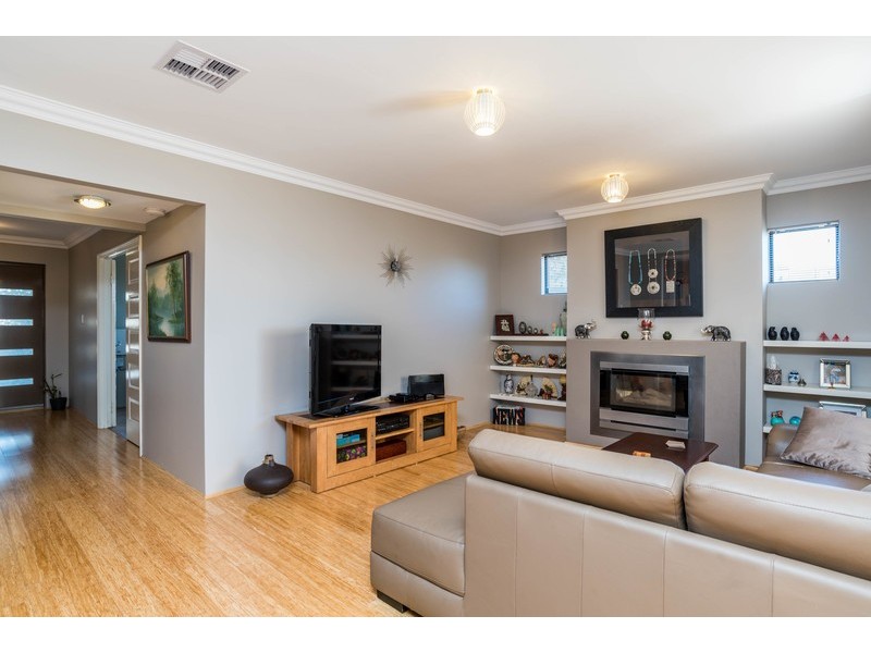 Champion Lakes WA 6111