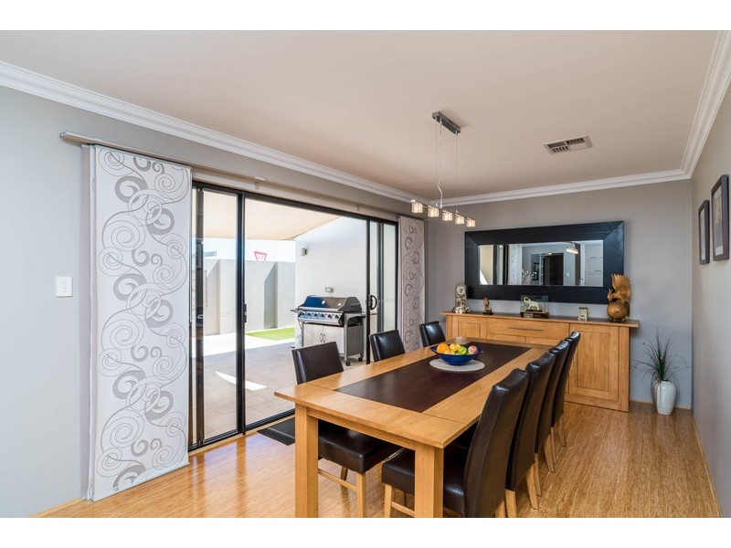 Champion Lakes WA 6111