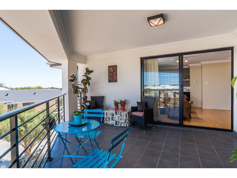 Champion Lakes WA 6111