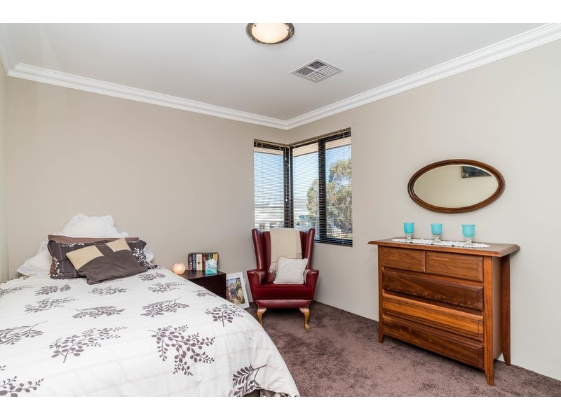 Champion Lakes WA 6111