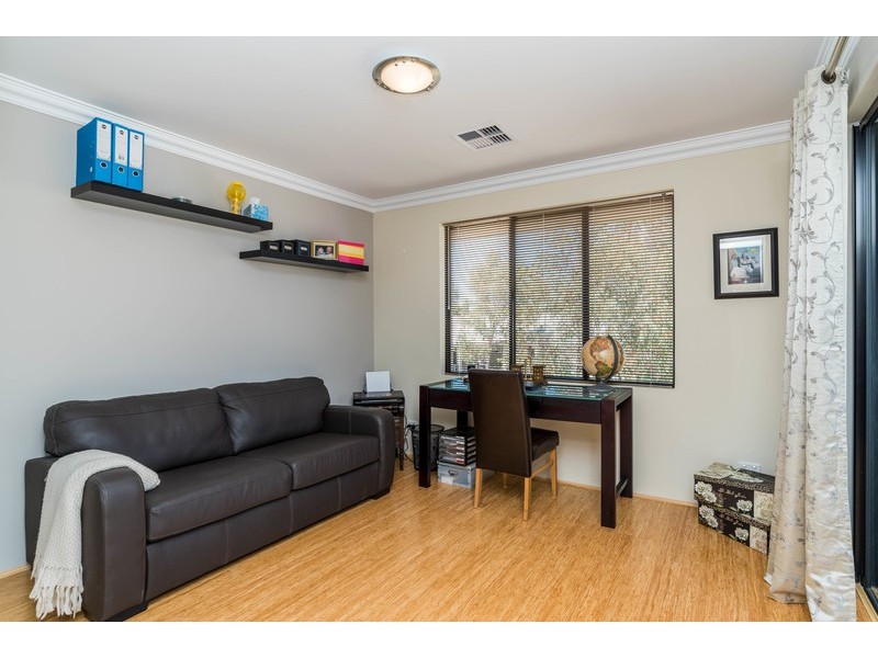 Champion Lakes WA 6111