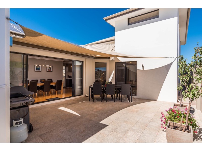 Champion Lakes WA 6111