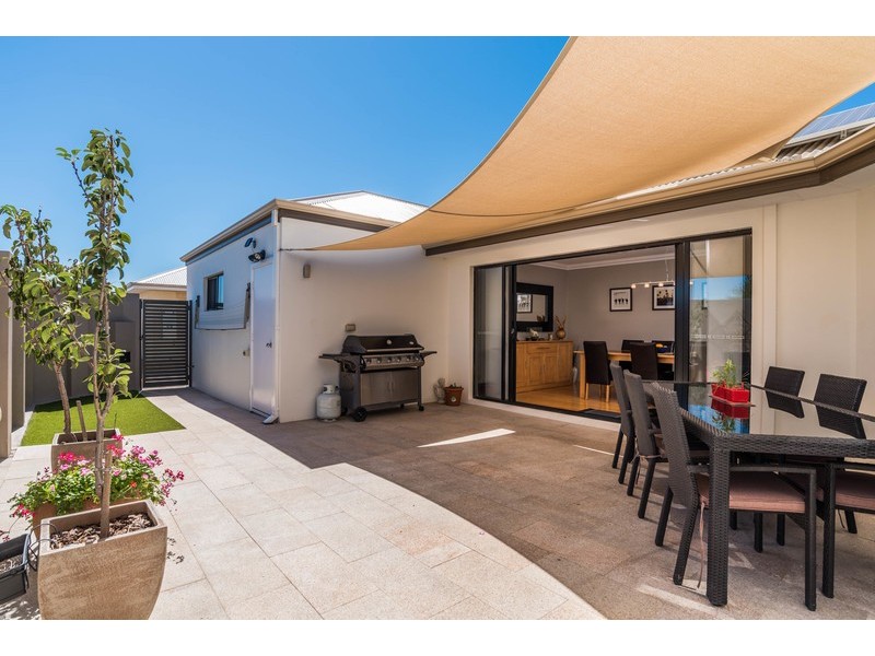 Champion Lakes WA 6111