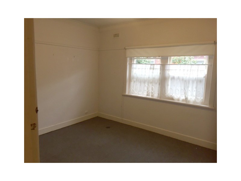 27 Bishop Street, Box Hill South VIC 3128