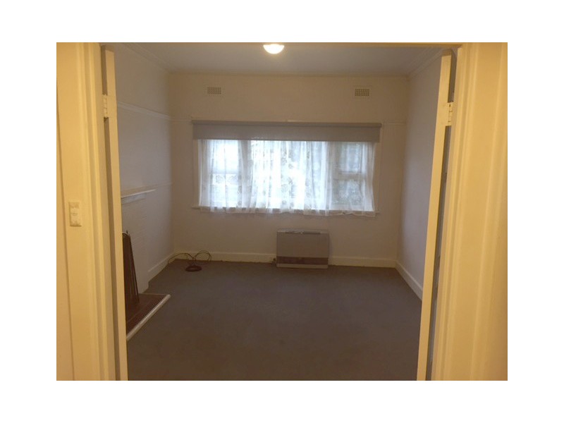 27 Bishop Street, Box Hill South VIC 3128