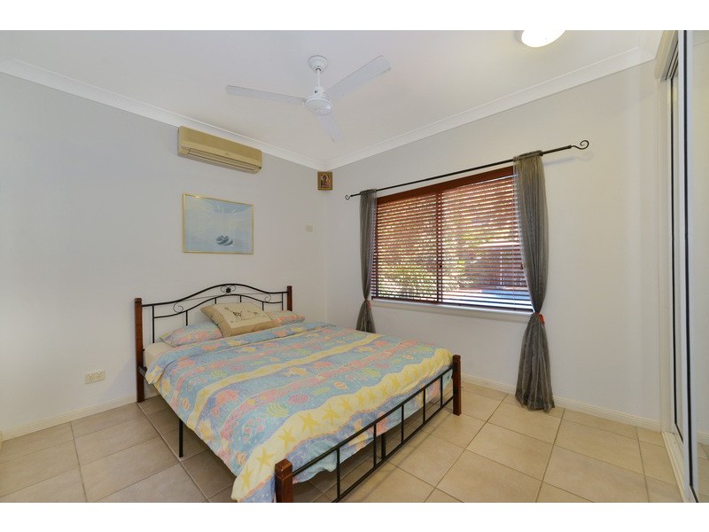 13 MACARTHUR CLOSE, Palm Cove QLD 4879