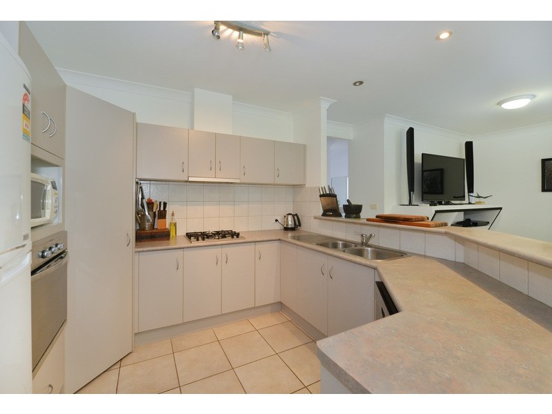 13 MACARTHUR CLOSE, Palm Cove QLD 4879