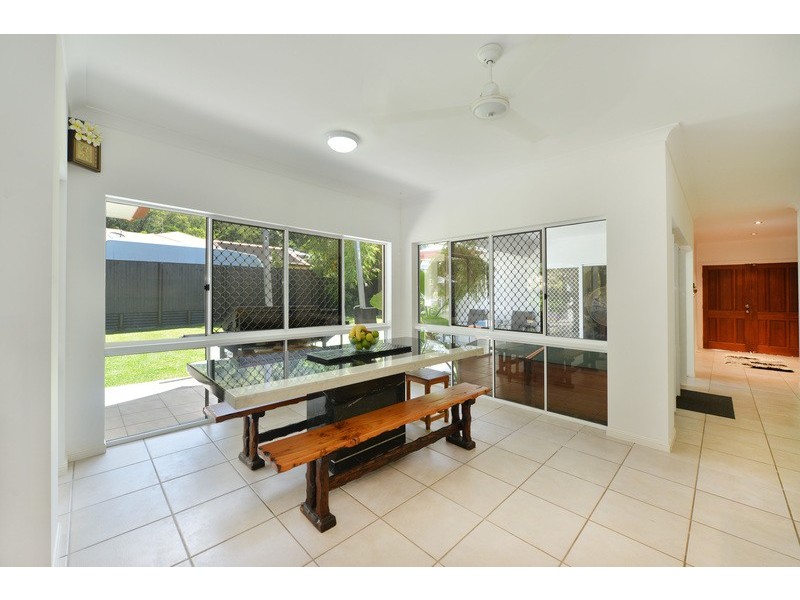 13 MACARTHUR CLOSE, Palm Cove QLD 4879
