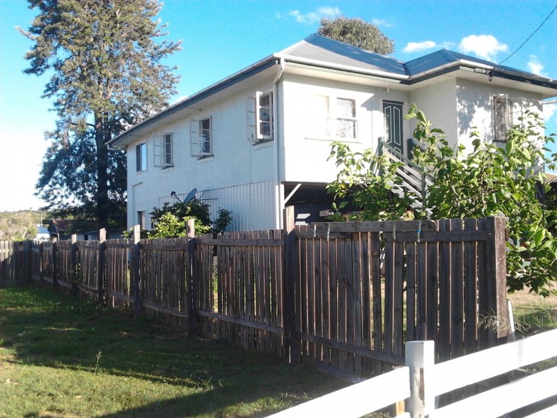 60 Gipps Street, East Nanango QLD 4615