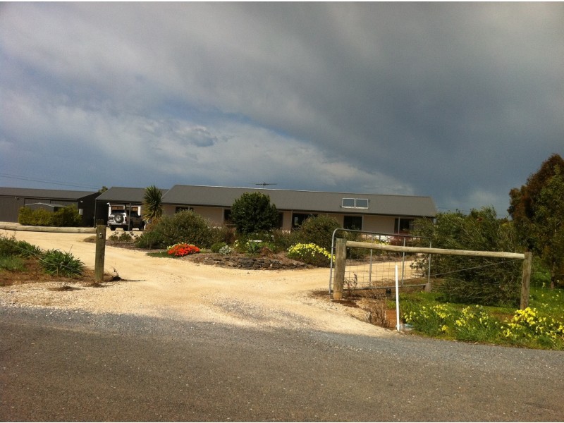 30 Lockaba Drive, Strathalbyn SA 5255