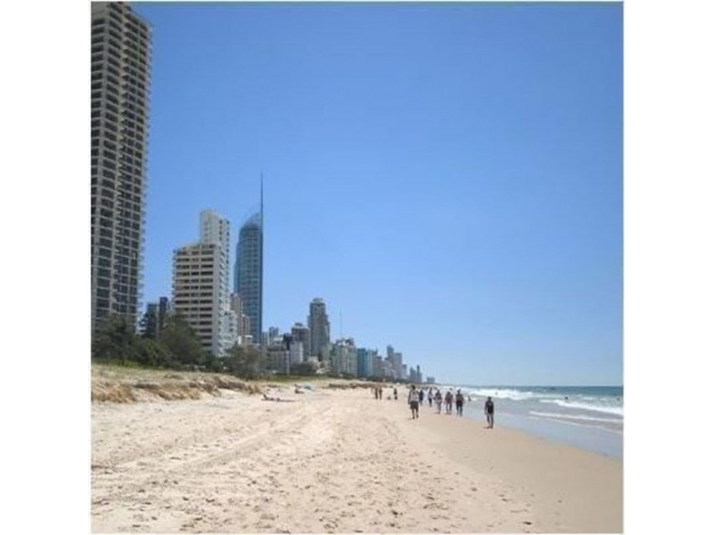 1/35 Old Burleigh Road, Surfers Paradise QLD 4217
