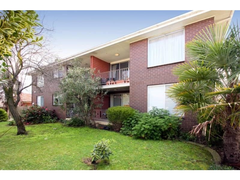 2/19 Bishop Street, Box Hill VIC 3128