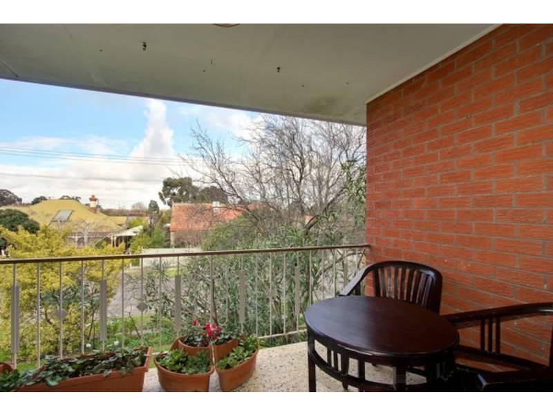 2/19 Bishop Street, Box Hill VIC 3128