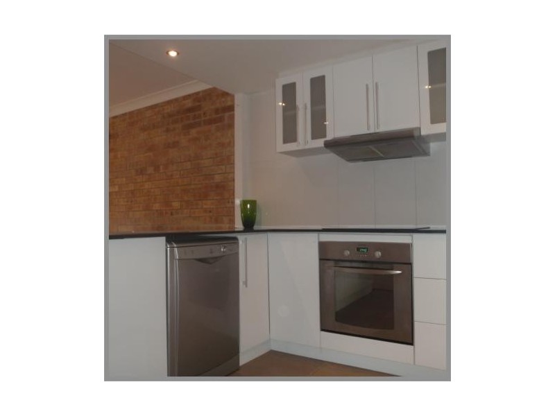 23/71 Olsen Avenue, Labrador QLD 4215