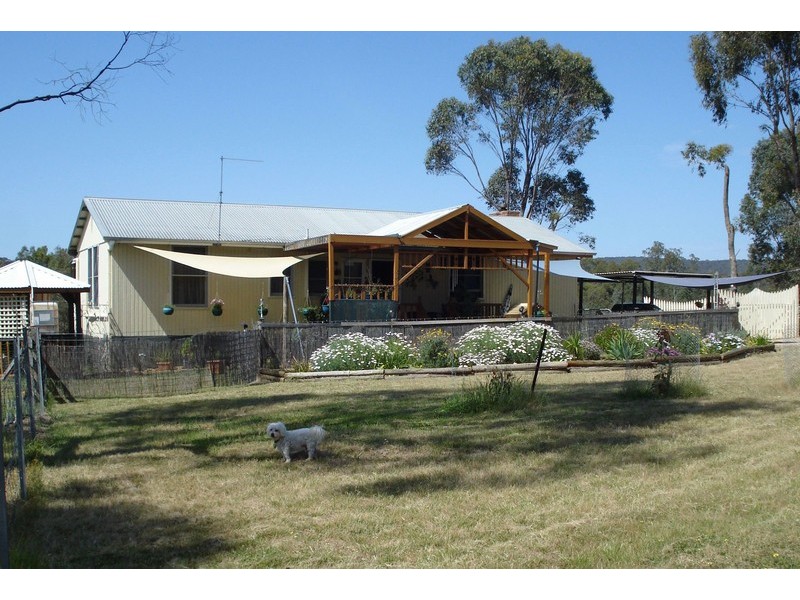 108 Wilson Road, Heathcote VIC 3523