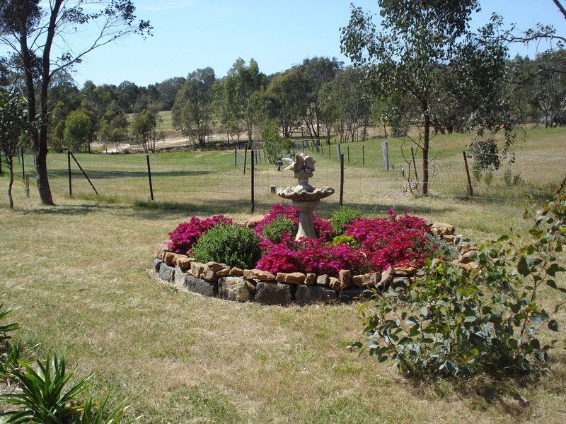 108 Wilson Road, Heathcote VIC 3523