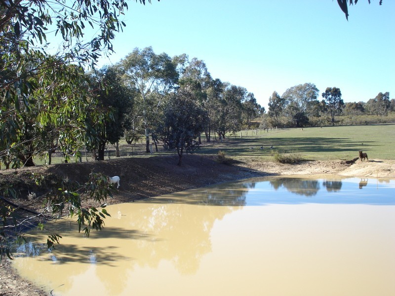 108 Wilson Road, Heathcote VIC 3523