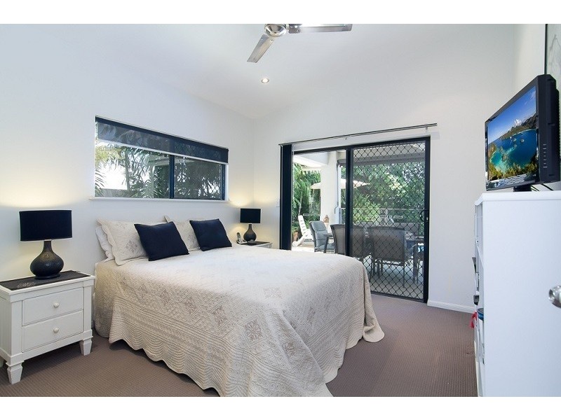 34 Seclusion Drive, Palm Cove QLD 4879