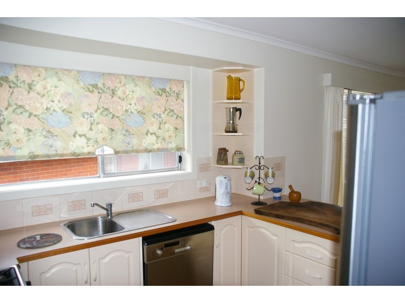 17 Stratton Avenue, Lenah Valley TAS 7008