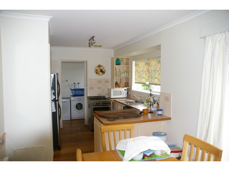 17 Stratton Avenue, Lenah Valley TAS 7008