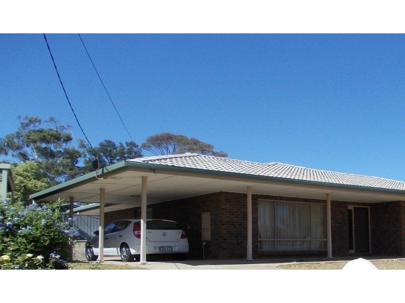 2 Radford St, Happy Valley SA 5159