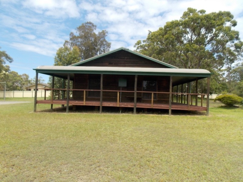 30 Summerland Road, Summerland Point NSW 2259