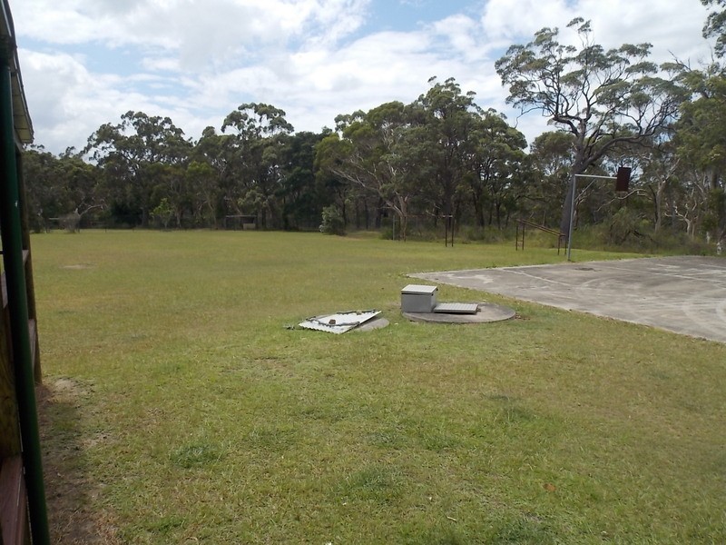 30 Summerland Road, Summerland Point NSW 2259
