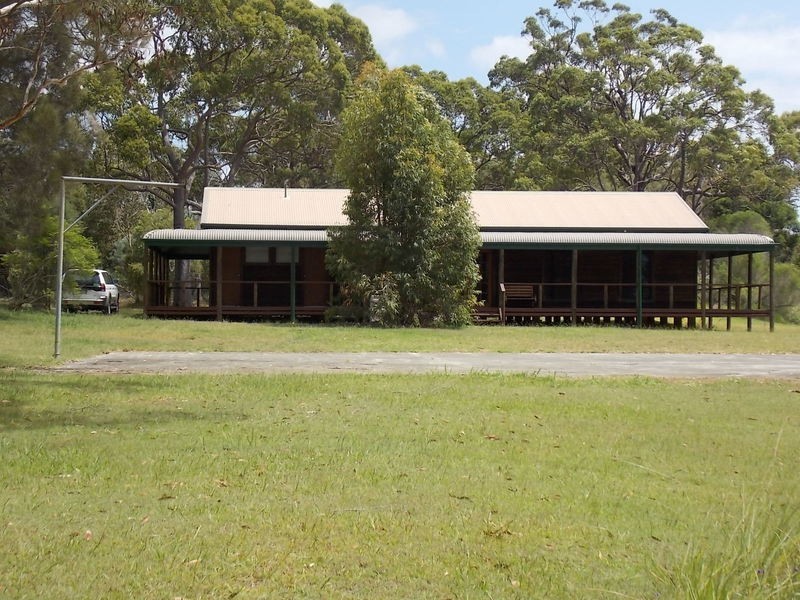 30 Summerland Road, Summerland Point NSW 2259