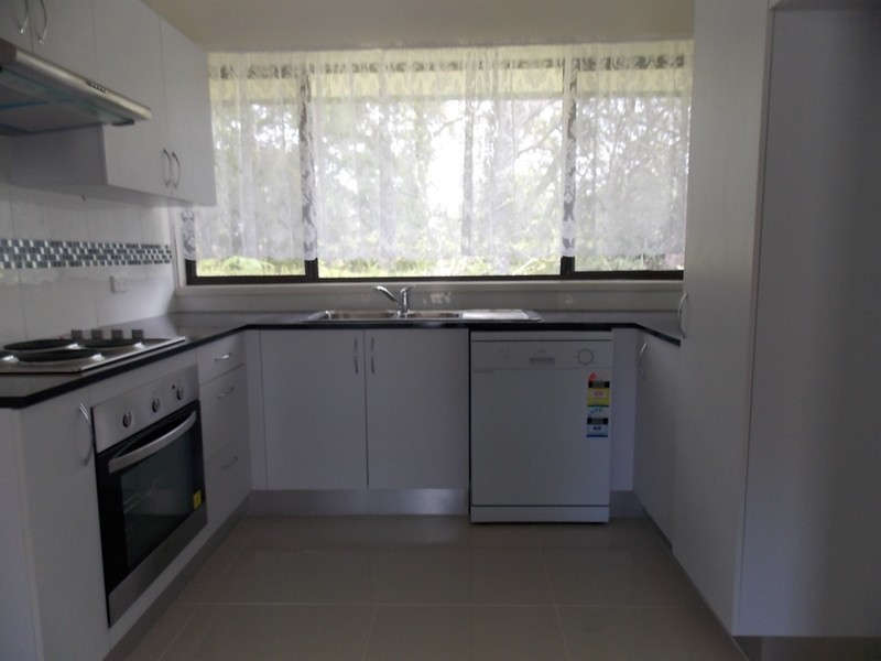 30 Summerland Road, Summerland Point NSW 2259